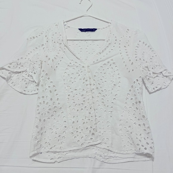 H&M Lace Button Up Top - Picture 1 of 2